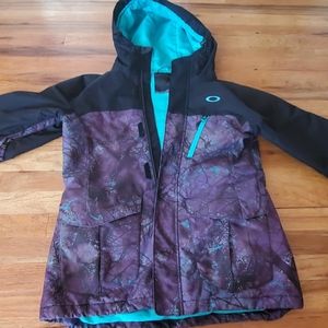 Oakley snowboarding jacket